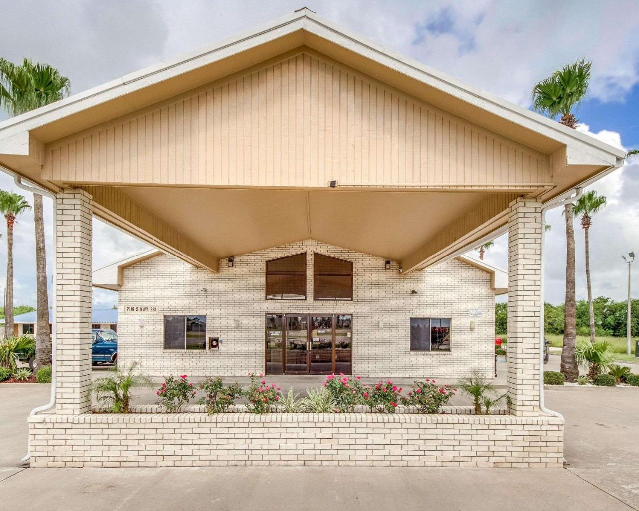 Econo Lodge Falfurrias Hwy 281 Zewnętrze zdjęcie